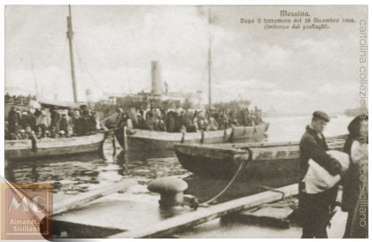 Messina - imbarco dei feriti e dei profughi